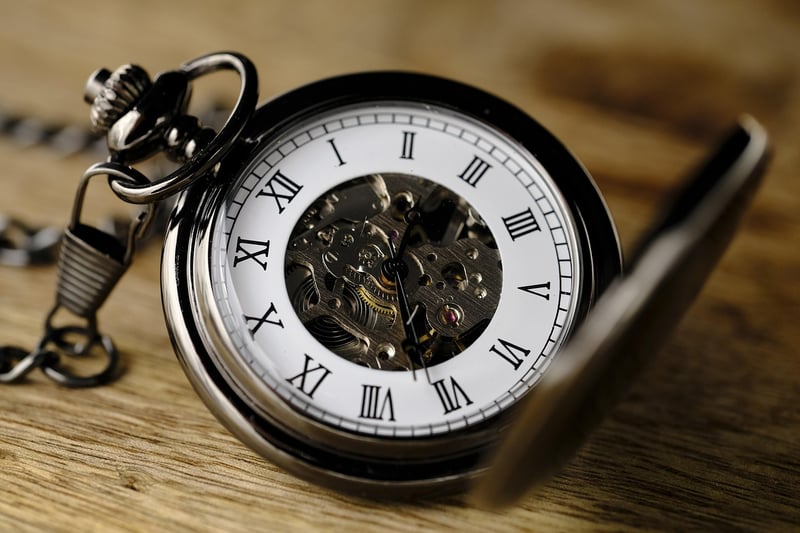 Old Clock Time